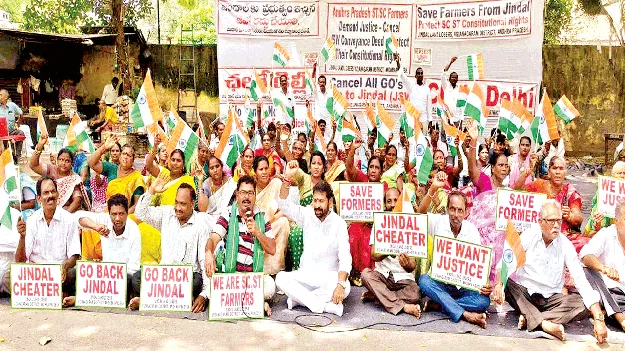 Protest wave hits Delhi ఢిల్లీని తాకిన నిరసన సెగ