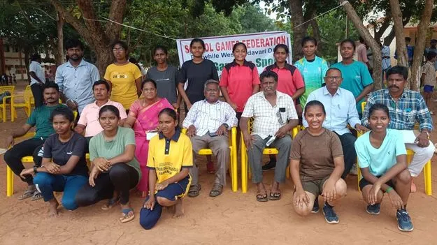 పెదవేగిలో క్రీడా జట్ల ఎంపిక పోటీలు