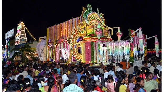 చంద్రప్రభలో అభయప్రదాత