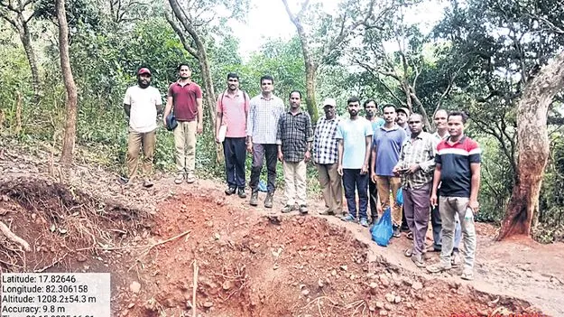 రంగురాళ్ల క్వారీల్లో తవ్వకాలు జరిపితే కఠిన చర్యలు