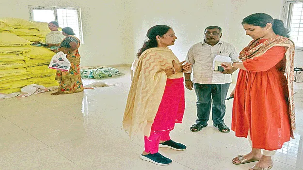  యూరియా కోసం ఆందోళన వద్దు