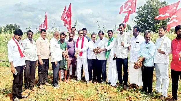 అన్నదాతల కష్టాలు ప్రభుత్వానికి పట్టవా..