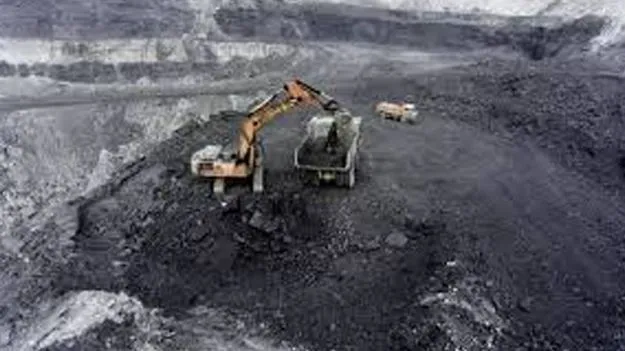 Singareni Collieries: సింగరేణిలో ఆపరేటర్లుగా మహిళలకు అవకాశం