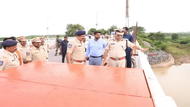 గణపతి నిమజ్జనానికి సర్వం సిద్ధం