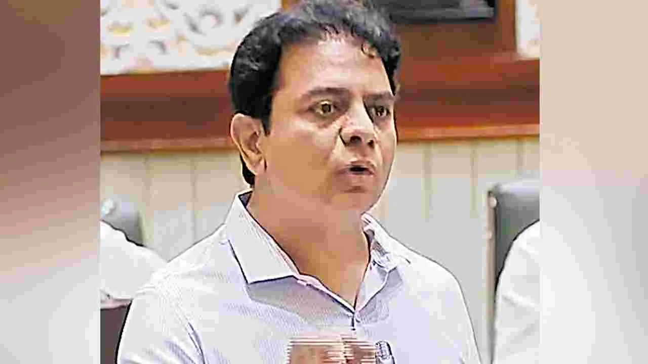 KTR: సీఎం రేవంత్‌ ఢిల్లీలో దీక్ష చేయాలి