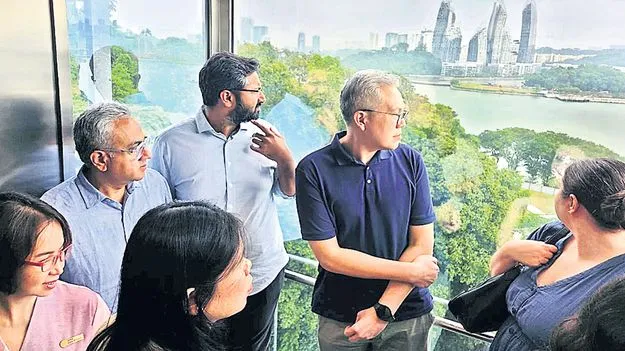 విశాఖల సింగపూర్‌ తరహా పర్యాటక అభివృద్ధి