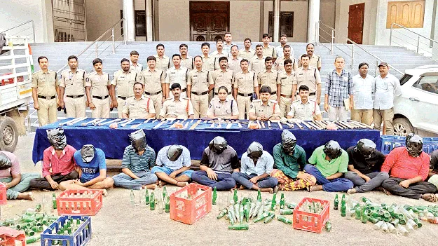 అంతర్రాష్ట్ర దొంగల ముఠా అరెస్టు