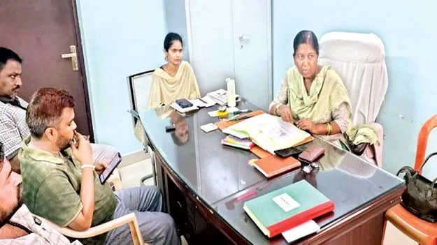 340 పంచాయతీల్లో చెత్త సంపద కేంద్రాలు 