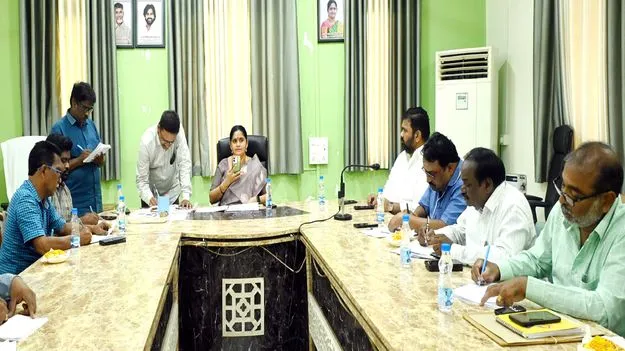 ఆంధ్రజ్యోతి ఫోన్‌ ఇన్‌కు సమస్యల వెల్లువ