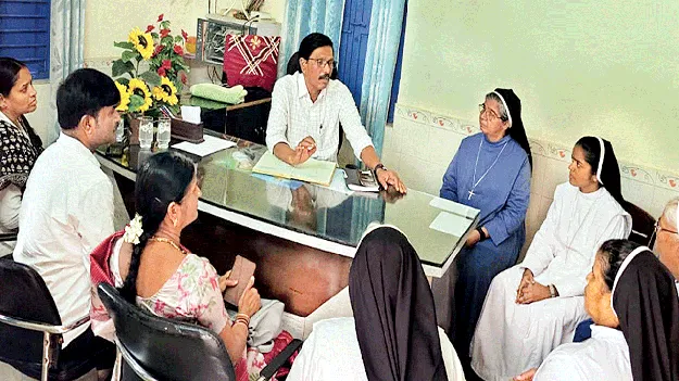 విద్యార్థుల్లో సామర్థ్యాలను పెంచాలి 