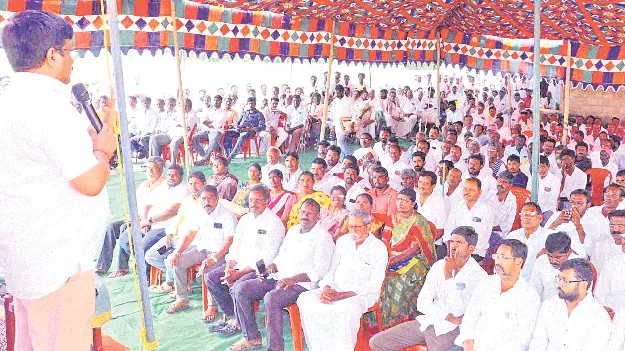 ప్రభుత్వ పథకాలను ప్రజల్లోకి తీసుకెళ్లాలి