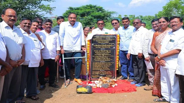 ప్రజల ఆరోగ్యానికి రాష్ట్ర ప్రభుత్వం ప్రాధాన్యం