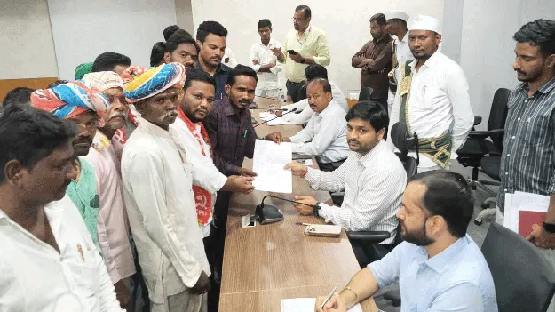 ప్రజావాణి దరఖాస్తులను త్వరగా పరిష్కరించాలి