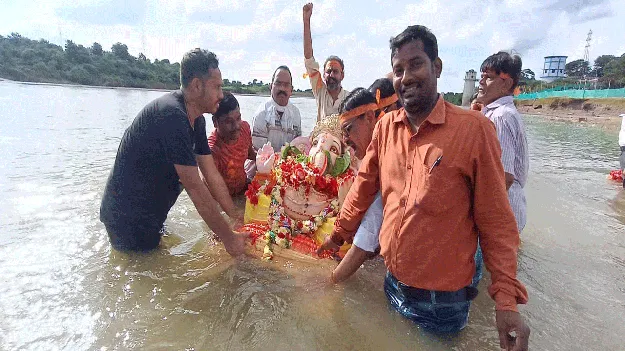 బై.. బై.. గణేశా..