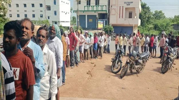 కొనసాగుతున్న యూరియా కష్టాలు