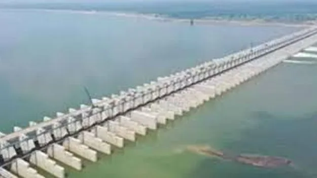Tummidihatti Barrage: తుమ్మిడిహెట్టి బ్యారేజీకి 5,373 కోట్లు