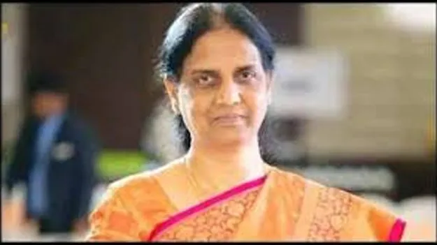 Sabitha Indra Reddy: బతుకమ్మ ఆడుదాం రండి