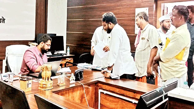 అర్జీలను గడువులోగా పరిష్కరించండి