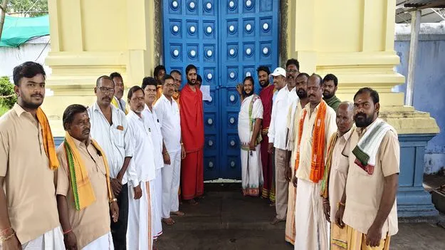 ఆలయాల మూసివేత