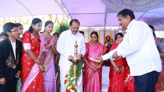 సేవతోనే ఆత్మ సంతృప్తి 