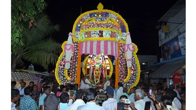 వృషభ వాహనంపై వరసిద్ధుడు