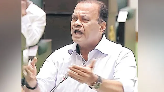 Komatireddy Venkata Reddy: 30 లోపు స్థానిక సంస్థల ఎన్నికలు 