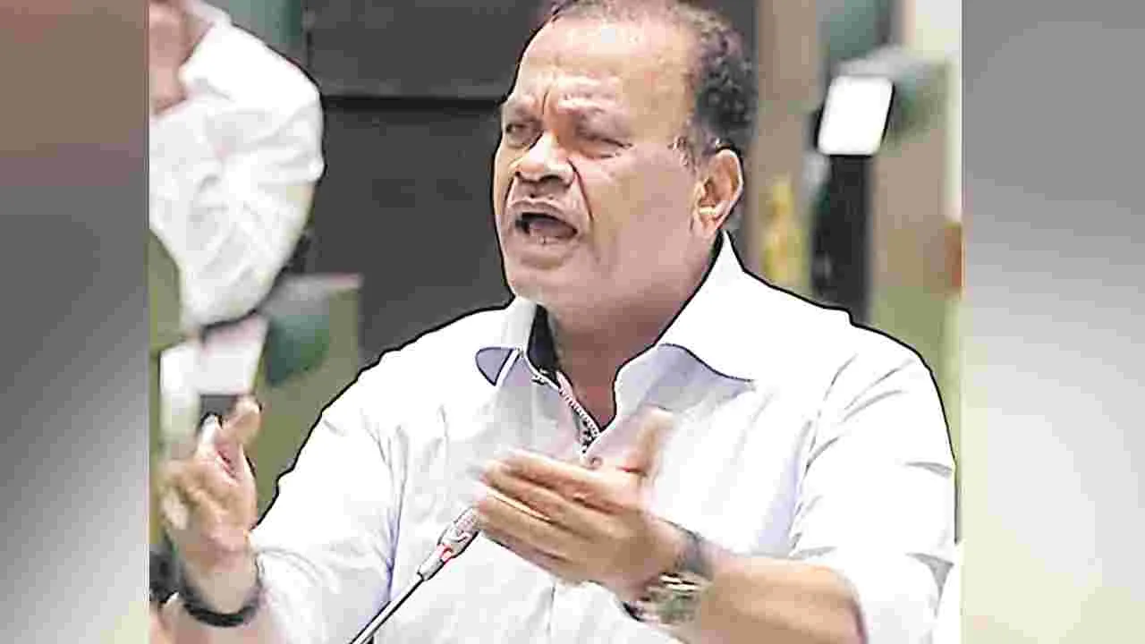 Komatireddy Venkata Reddy: 30 లోపు స్థానిక సంస్థల ఎన్నికలు 