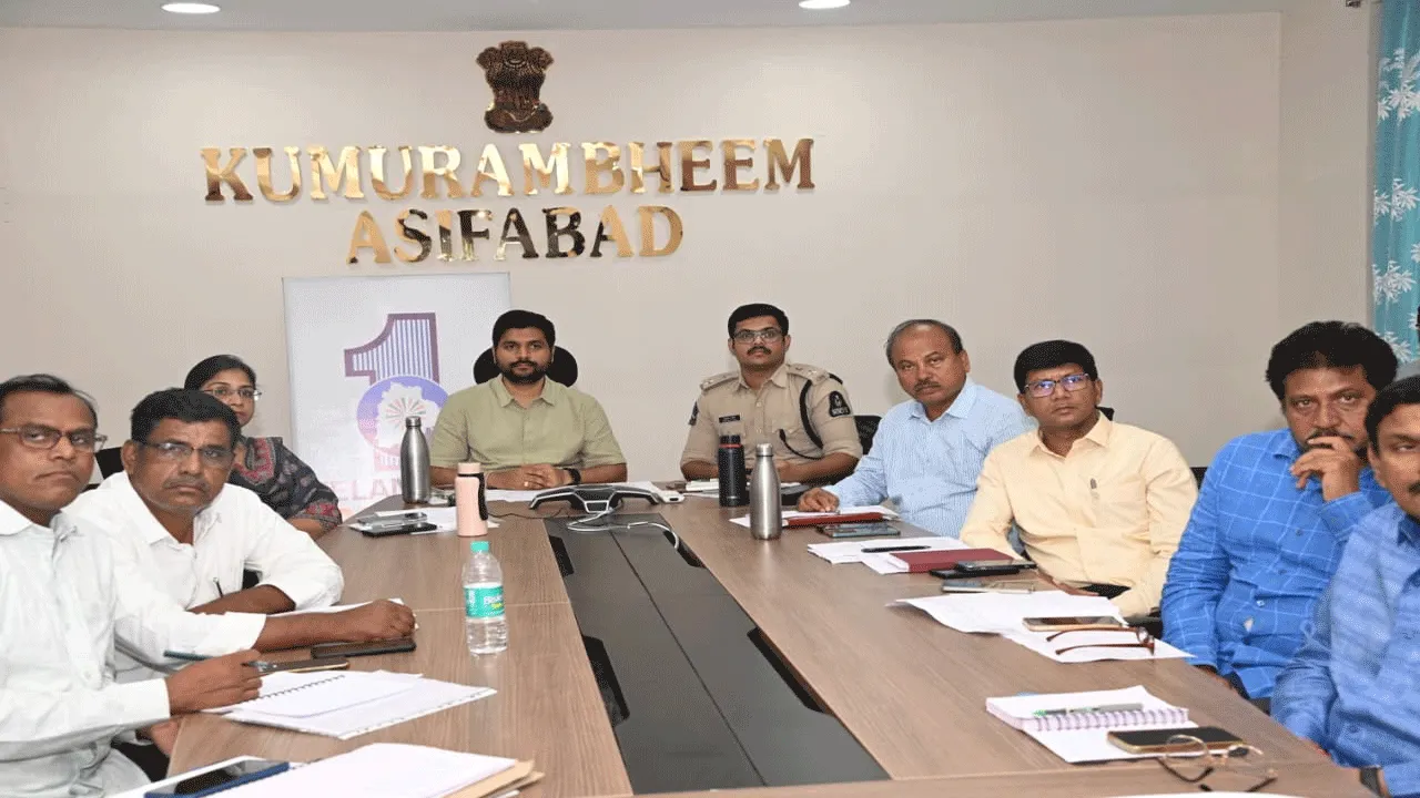 వరద సహాయక చర్యలు చేపట్టండి