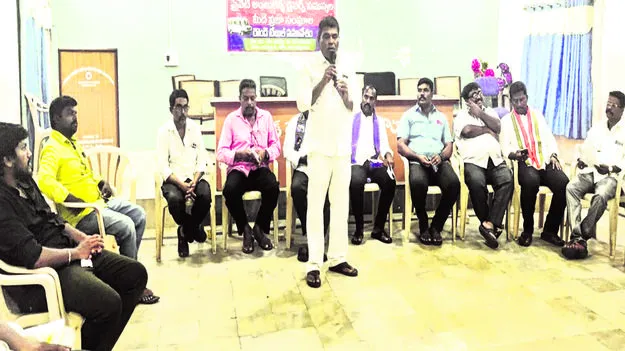 CITU : అంబులెన్స డ్రైవర్లకు అండగా ఉంటాం 