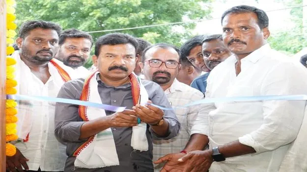 గ్రామీణులకు అందుబాటులో సర్కార్‌ వైద్యం