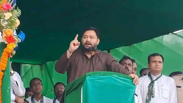 Tejashwi Yadav Declares: బిహార్‌లోని 243 సీట్లలో పోటీ చేస్తాం