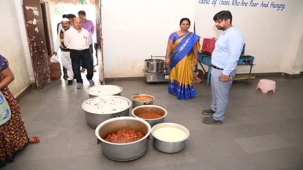 ప్రజలకు మెరుగైన వైద్య సేవలందించాలి