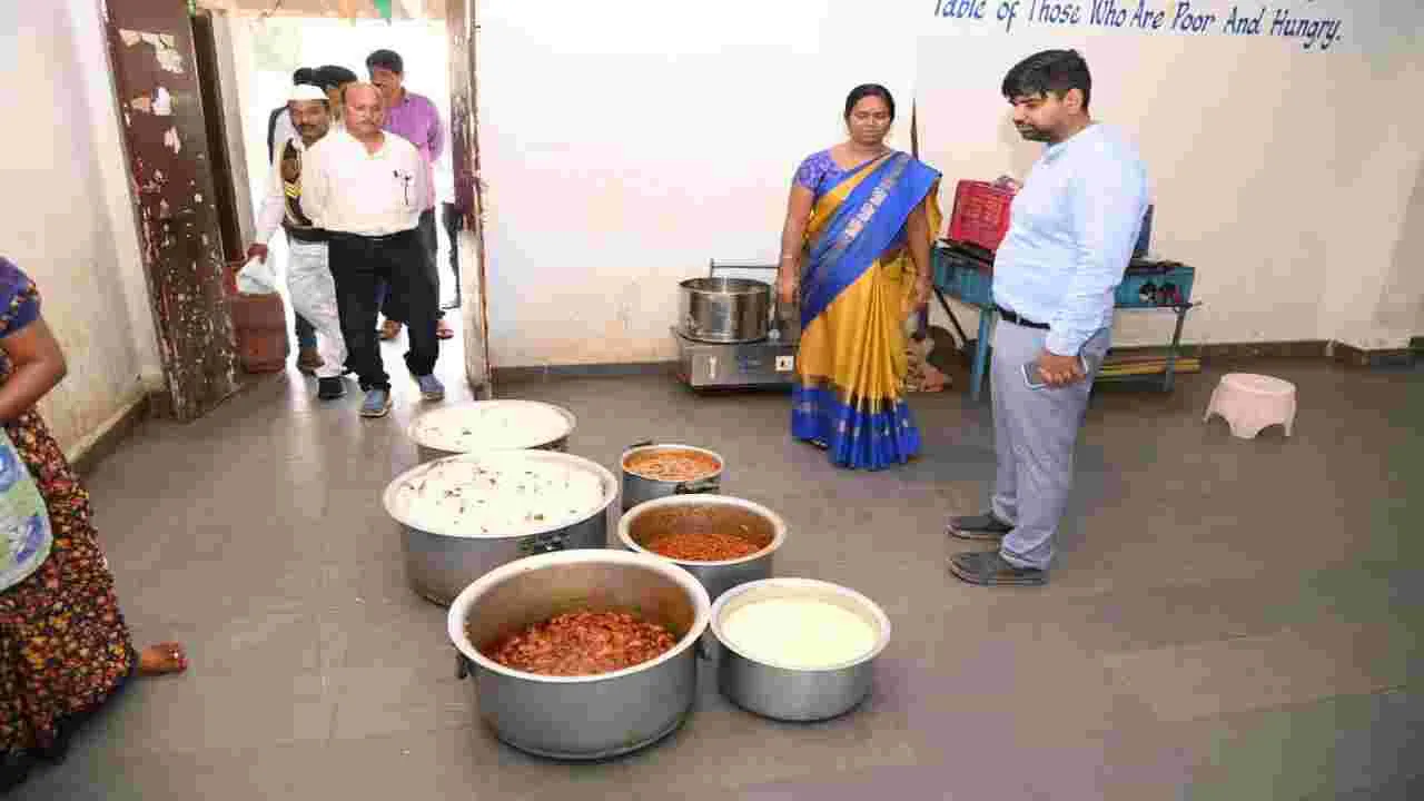 ప్రజలకు మెరుగైన వైద్య సేవలందించాలి