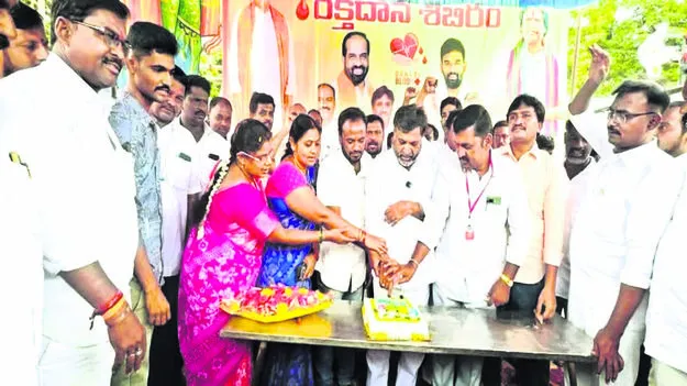 JSP: ఘనంగా పవన జన్మదిన వేడుకలు