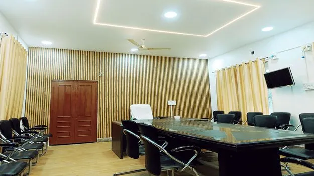 ఆధునికీకరణ మీదున్న ఆసక్తి ఆస్పత్రి మీద లేకపాయే..