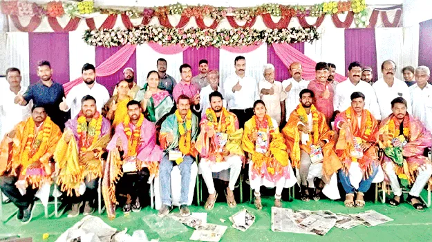 చదువుతోనే అభివృద్ధి సాధ్యం