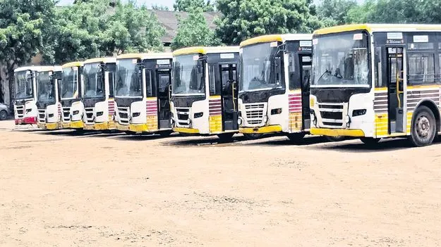 జేఎన్‌ఎన్‌యూఆర్‌ఎం బస్సుల ఆధునికీకరణకు రూ.కోటి