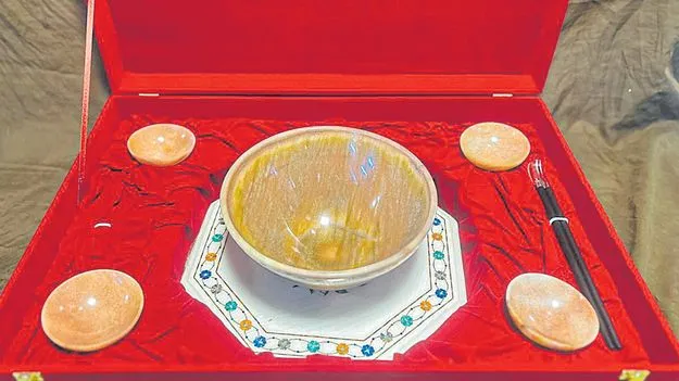 Japan visit: జపాన్‌ బుల్లెట్‌ రైలులో మోదీ