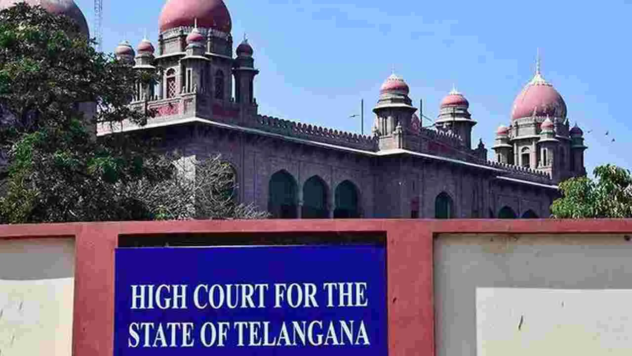 Telangana High Court: సీఎస్‌ కార్యాలయం అంధకారంలో ఉన్నట్లుంది!
