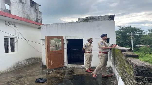 Karimnagar:  రౌడీ, హిస్టరీ షీటర్లపై ప్రత్యేక నిఘా పెట్టాలి