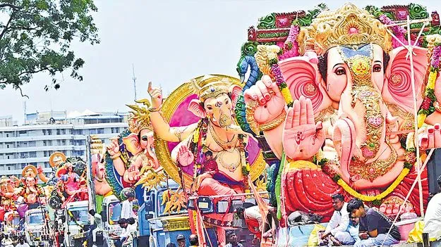Ganesh Immersion: నిమజ్జనం సంపూర్ణం!