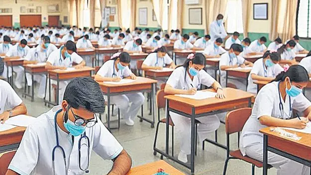 Nursing Colleges: నర్సింగ్‌లో జర్మన్‌, జపనీస్‌ పాఠాలు!