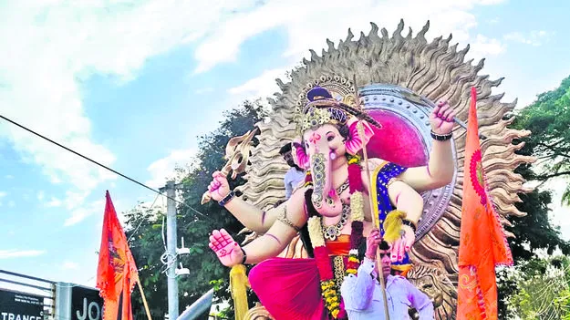 NIMAJJANAM: వినాయకా.. వీడ్కోలిక..!