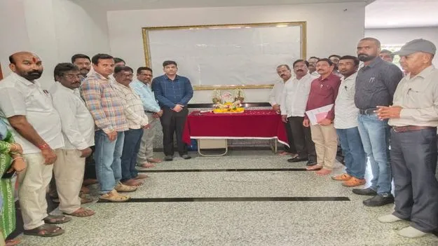 కాళోజీని ప్రతి ఒక్కరూ స్పూర్తిగా తీసుకోవాలి