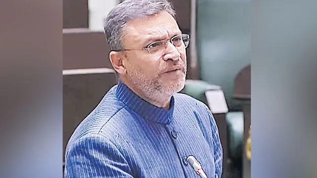 Akbaruddin Owaisi: అక్బర్‌ వర్సెస్‌ సీఎం