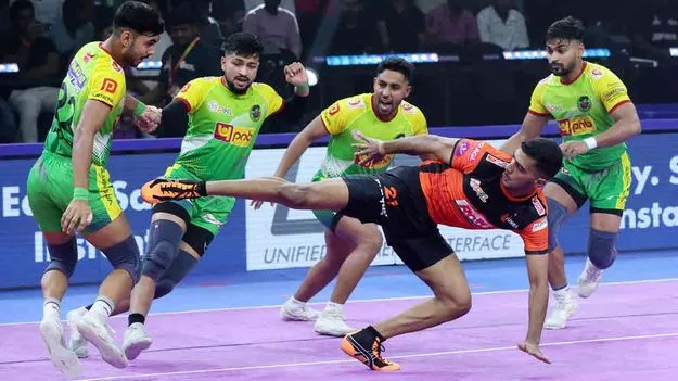 Pro Kabaddi League 2025: యు ముంబా ఉత్కంఠ గెలుపు