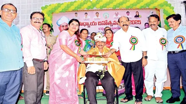  విద్యారంగం అభివృద్ధికి ప్రభుత్వం కృషి