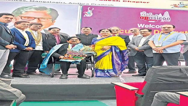  డాక్టర్‌ శాంతారావుకు జీవన సాఫల్య పురస్కారం