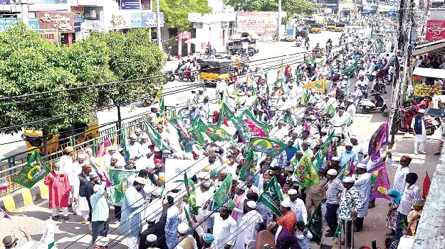 Happy Milad-un-Nabi! వైభవంగా మిలాద్‌ ఉన్‌ నబి 