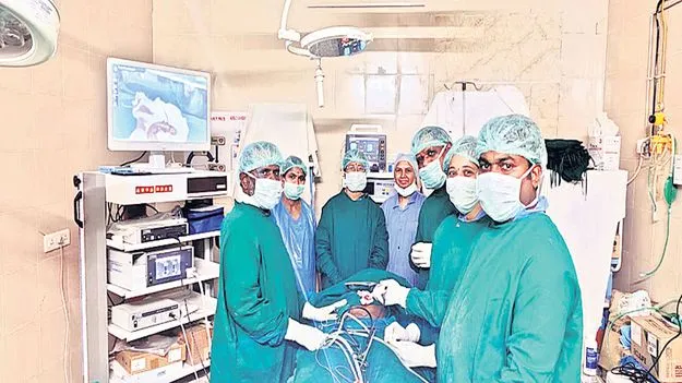 పాడేరు ఆస్పత్రిలో లాప్రోస్కోపీ సర్జరీలు 